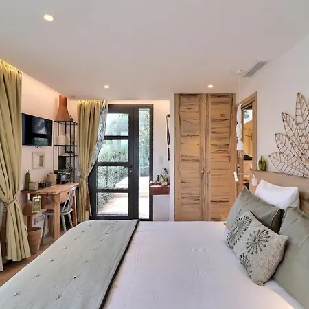 La Bastide Des Culs-rousset Guest house Marseille